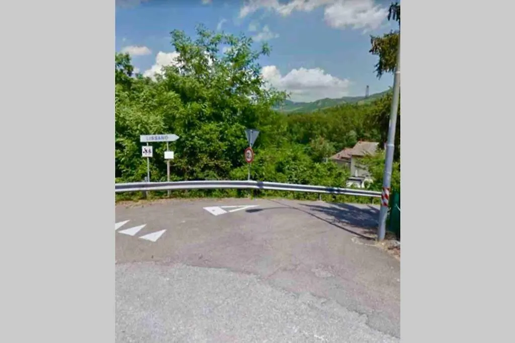 Apartment Borgo Magico A Due Passi Dalla Rocchetta Mattei
