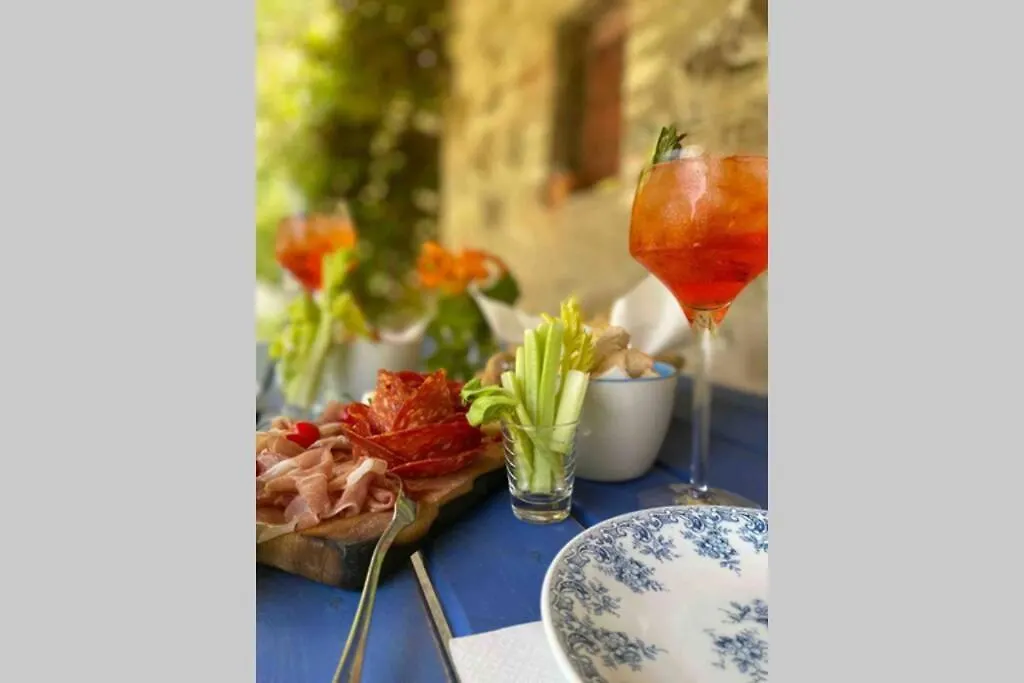 Apartment Borgo Magico A Due Passi Dalla Rocchetta Mattei