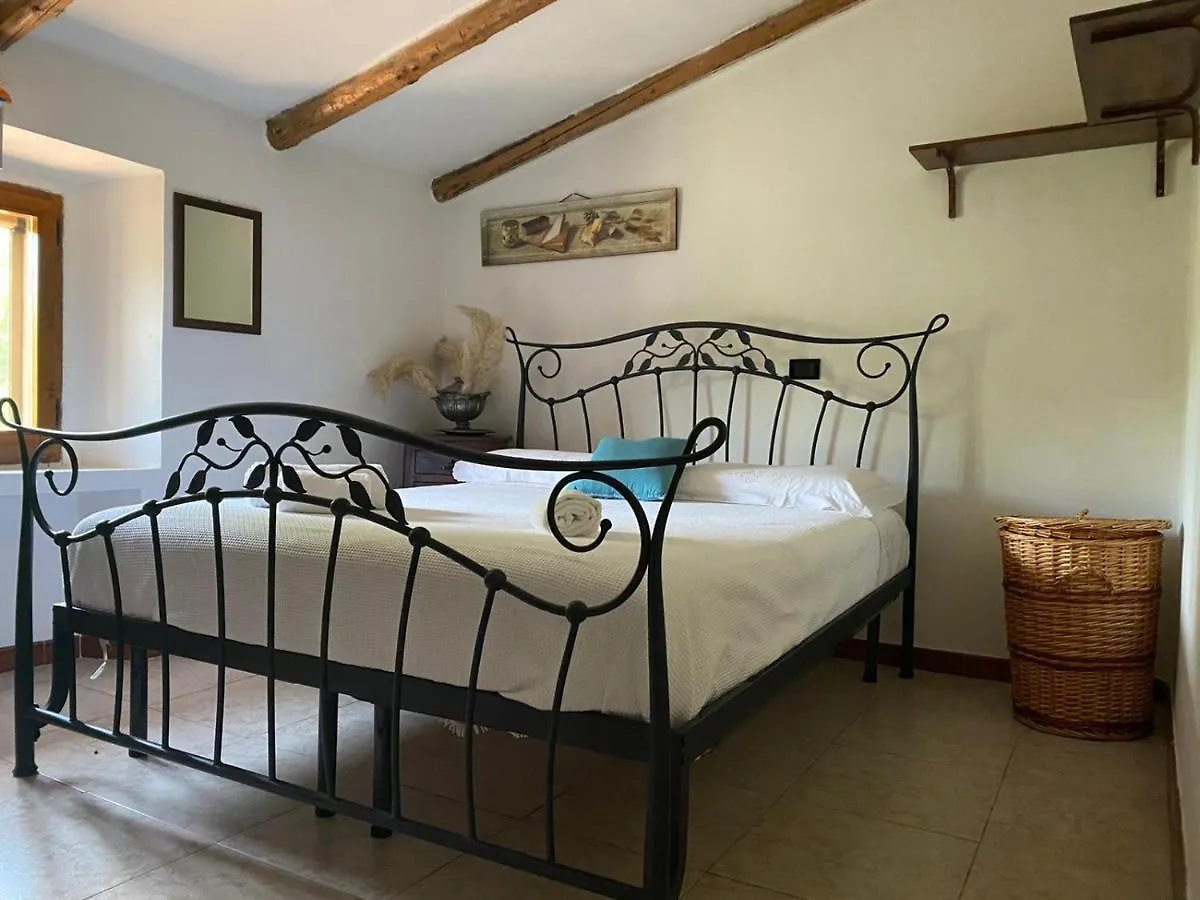 Apartment Borgo Magico A Due Passi Dalla Rocchetta Mattei