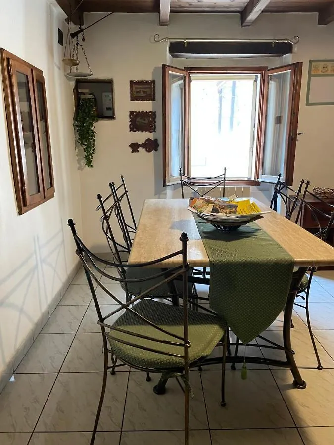 Apartment Borgo Magico A Due Passi Dalla Rocchetta Mattei